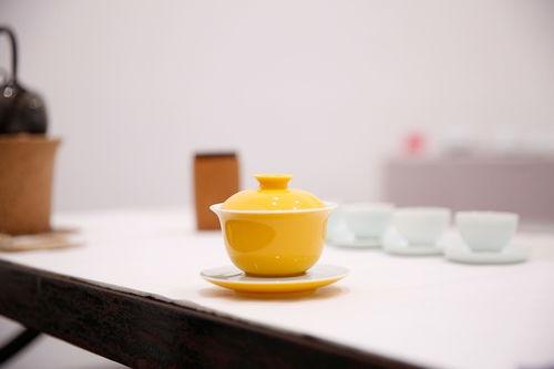 红茶冲泡视频,视频教学带你轻松泡出香醇佳品