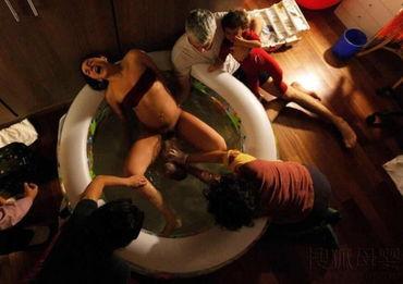 孕妇水中分娩视频,见证母爱奇迹的温柔时刻