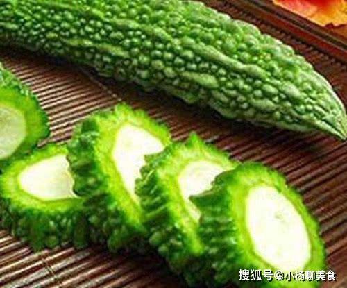 新版黑瓜吃料网,揭秘最新美食资讯，畅享味蕾盛宴