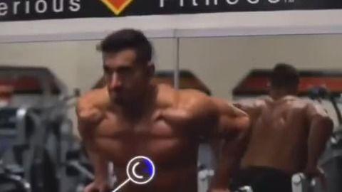 练背视频,跟随视频轻松打造健美背部