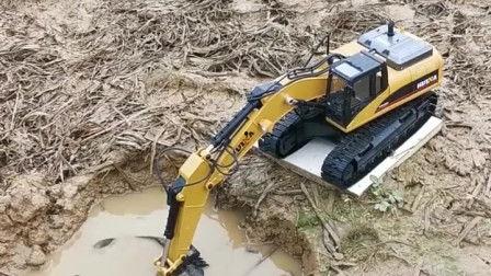 挖机视频,挖掘机操作技巧与现场实况解析