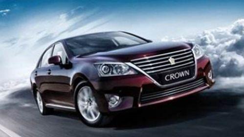 丰田皇冠试驾视频胖哥,胖哥深度解析性能与舒适并重的旗舰座驾