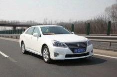 丰田皇冠试驾视频胖哥,胖哥深度解析性能与舒适并重的旗舰座驾