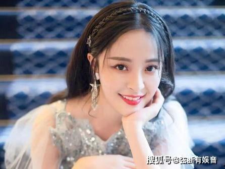 王源恋情吃瓜爆料图片,甜蜜瞬间引发网友热议