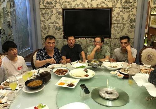 聚餐视频,一场聚餐视频的温馨回顾