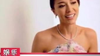 妇女挤自己的奶水视频